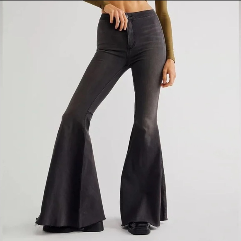 Free People Just Float On Flare Jeans Sz 26 Distressed Stretch